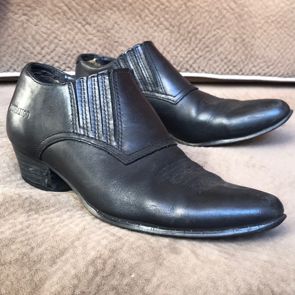 Durango Shoes - Donating soon Durango black leather ankle western